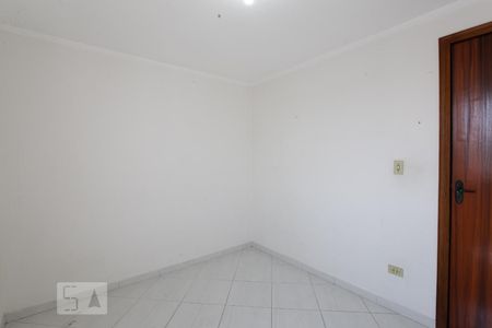 Quarto 1 de casa para alugar com 2 quartos, 47m² em Jardim Santo Antonio, São Paulo