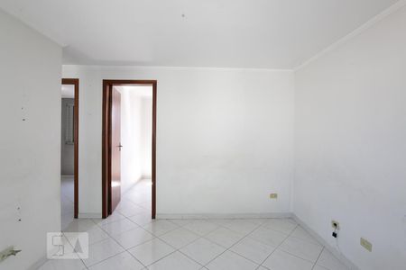 Sala de casa para alugar com 2 quartos, 47m² em Jardim Santo Antonio, São Paulo