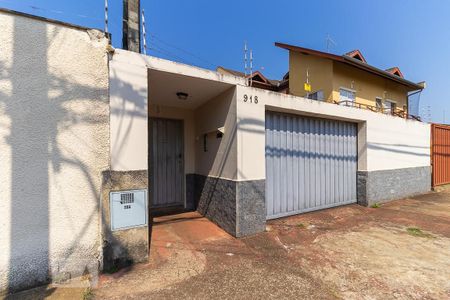 Studio para alugar com 30m², 1 quarto e sem vaga Studio para alugar com 30m², 1 quarto e sem vagaFachada