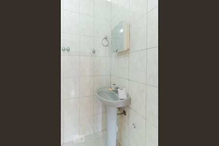 Banheiro de apartamento para alugar com 2 quartos, 70m² em Vila Ré, São Paulo