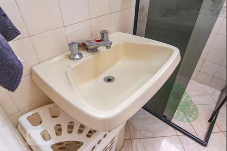 Casa à venda com 200m², 5 quartos e 4 vagas Casa à venda com 200m², 5 quartos e 4 vagasPia