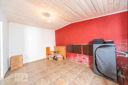 Casa à venda com 200m², 5 quartos e 4 vagas Casa à venda com 200m², 5 quartos e 4 vagasQuarto da casa 2