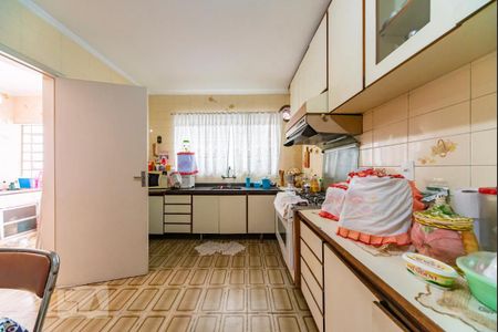 Casa à venda com 200m², 5 quartos e 4 vagas Casa à venda com 200m², 5 quartos e 4 vagasCozinha