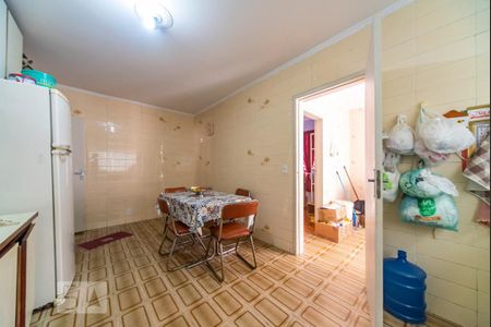 Casa à venda com 200m², 5 quartos e 4 vagas Casa à venda com 200m², 5 quartos e 4 vagasCozinha