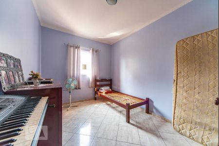 Casa à venda com 200m², 5 quartos e 4 vagas Casa à venda com 200m², 5 quartos e 4 vagasQuarto 1