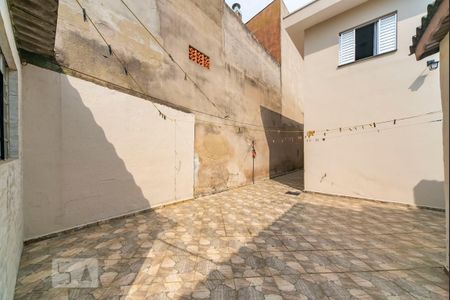 Casa à venda com 200m², 5 quartos e 4 vagas Casa à venda com 200m², 5 quartos e 4 vagasQuintal