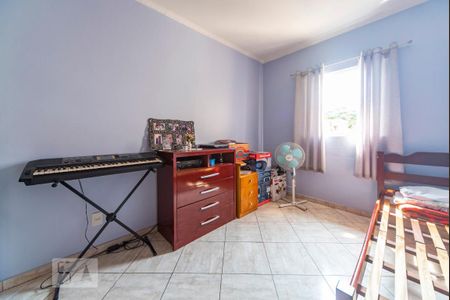 Casa à venda com 200m², 5 quartos e 4 vagas Casa à venda com 200m², 5 quartos e 4 vagasQuarto 1