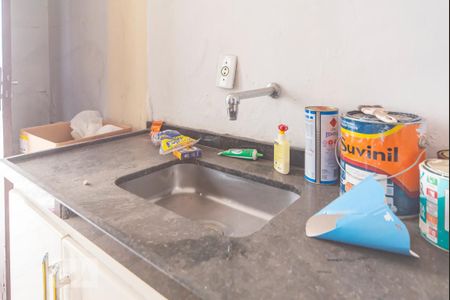 Casa à venda com 200m², 5 quartos e 4 vagas Casa à venda com 200m², 5 quartos e 4 vagasPia