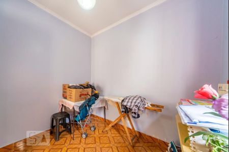 Casa à venda com 200m², 5 quartos e 4 vagas Casa à venda com 200m², 5 quartos e 4 vagasQuarto de Serviço