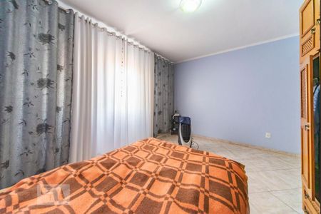 Casa à venda com 200m², 5 quartos e 4 vagas Casa à venda com 200m², 5 quartos e 4 vagasQuarto 2