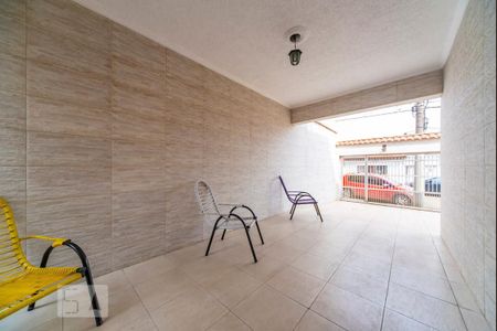 Casa à venda com 200m², 5 quartos e 4 vagas Casa à venda com 200m², 5 quartos e 4 vagasGaragem