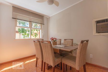 Sala de apartamento à venda com 2 quartos, 54m² em Camaquã, Porto Alegre