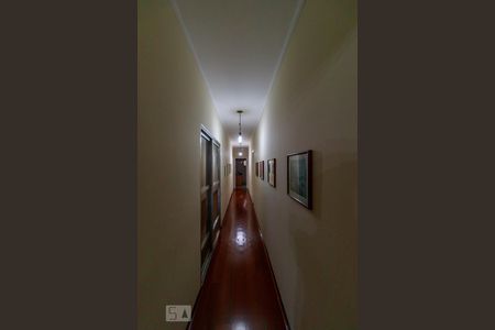 Corredor de casa à venda com 3 quartos, 281m² em Vila Guarani (zona Sul), São Paulo