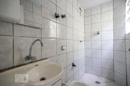 Banheiro de casa à venda com 1 quarto, 45m² em Parque Edu Chaves, São Paulo