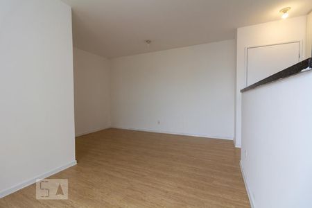 Sala de apartamento para alugar com 2 quartos, 65m² em Vila Polopoli, São Paulo