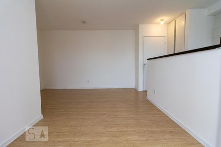 Sala de apartamento para alugar com 2 quartos, 65m² em Vila Polopoli, São Paulo