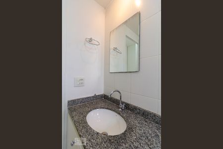 Banheiro Social de apartamento à venda com 2 quartos, 65m² em Vila Polopoli, São Paulo