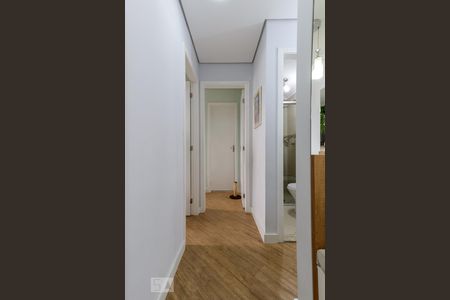 Corredor Quartos de apartamento à venda com 2 quartos, 55m² em Parque Novo Mundo, São Paulo