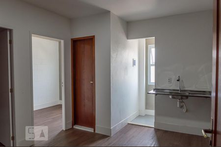 Sala/Cozinha de apartamento para alugar com 2 quartos, 25m² em Centro, Diadema