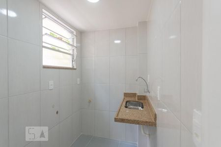 Cozinha de kitnet/studio para alugar com 1 quarto, 26m² em Tijuca, Rio de Janeiro