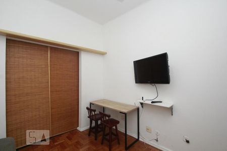 Sala de kitnet/studio para alugar com 1 quarto, 33m² em Flamengo, Rio de Janeiro