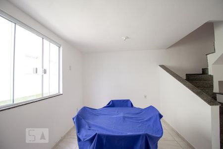 Sala de casa à venda com 2 quartos, 80m² em Pechincha, Rio de Janeiro