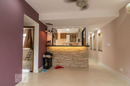 Sala de apartamento para alugar com 2 quartos, 72m² em Irajá, Rio de Janeiro