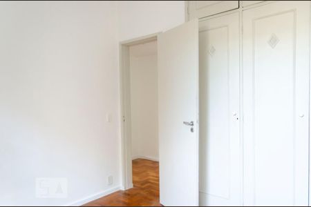 Quarto 2 de apartamento para alugar com 2 quartos, 70m² em Laranjeiras, Rio de Janeiro