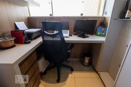 Sala de apartamento à venda com 2 quartos, 58m² em Manacás, Belo Horizonte