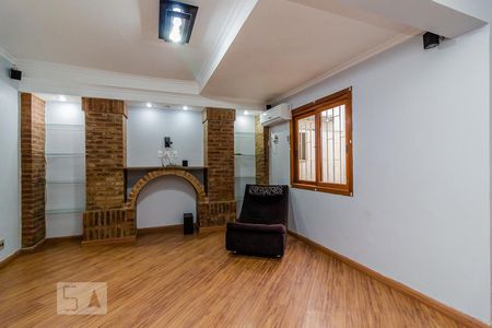 Sala de casa de condomínio à venda com 3 quartos, 139m² em Cristal, Porto Alegre