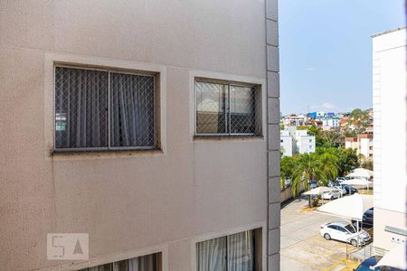 Vista da Sala de apartamento para alugar com 2 quartos, 49m² em Camargos, Belo Horizonte