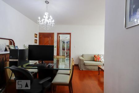 Sala de apartamento à venda com 3 quartos, 100m² em Moinhos de Vento, Porto Alegre