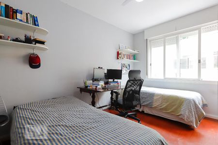 Suíte de apartamento à venda com 3 quartos, 100m² em Moinhos de Vento, Porto Alegre