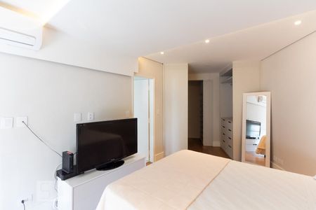 Suíte de apartamento à venda com 1 quarto, 45m² em Vila Nova Conceição, São Paulo