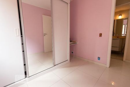 Quarto 1 de apartamento para alugar com 2 quartos, 49m² em Campinho, Rio de Janeiro