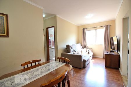 Sala  de apartamento para alugar com 2 quartos, 63m² em Santa Terezinha, São Bernardo do Campo