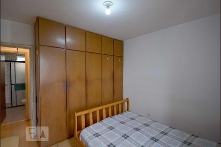 Quarto 2 de apartamento para alugar com 2 quartos, 50m² em Vila das Mercês, São Paulo