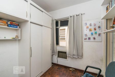 Quarto 1 de apartamento para alugar com 2 quartos, 70m² em Ramos, Rio de Janeiro