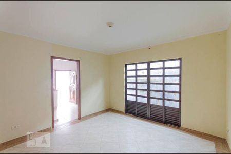 Sala de casa para alugar com 2 quartos, 70m² em Vila Nhocune, São Paulo