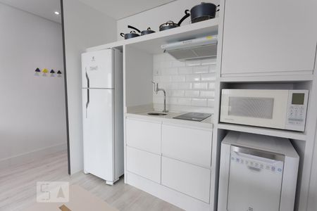 Studio de kitnet/studio para alugar com 1 quarto, 19m² em Centro, Curitiba