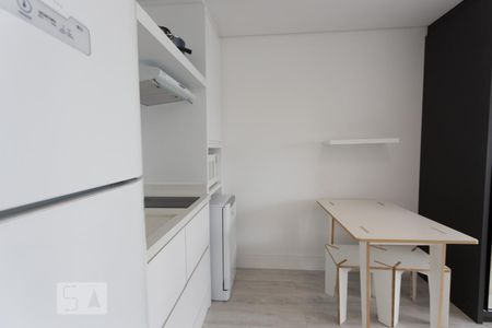 Studio de kitnet/studio para alugar com 1 quarto, 19m² em Centro, Curitiba