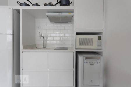 Studio de kitnet/studio para alugar com 1 quarto, 19m² em Centro, Curitiba