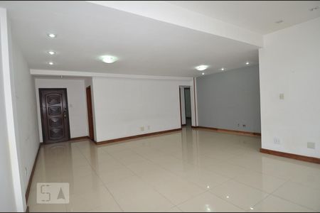 Apartamento à venda com 115m², 3 quartos e sem vagaSala