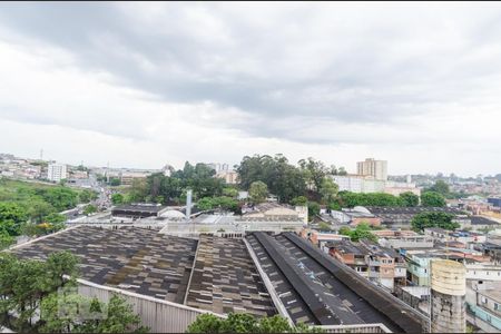 Vista de apartamento à venda com 2 quartos, 58m² em Taboão, Diadema