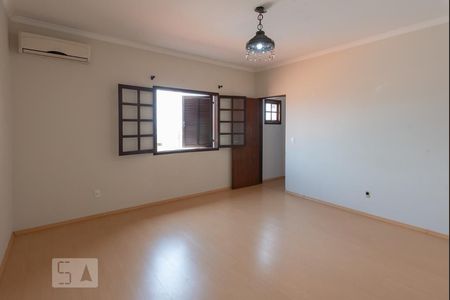 Suíte 1 de casa à venda com 3 quartos, 215m² em Parque Jambeiro, Campinas