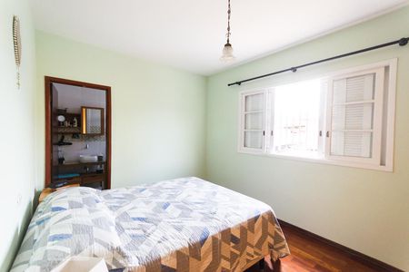 Suíte de casa à venda com 3 quartos, 180m² em Nova Petrópolis, São Bernardo do Campo