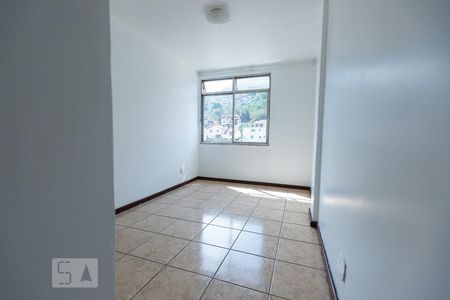 Sala de apartamento para alugar com 2 quartos, 72m² em Campinho, Rio de Janeiro