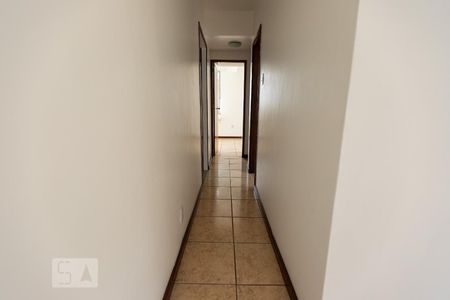 Corredor de apartamento para alugar com 2 quartos, 72m² em Campinho, Rio de Janeiro