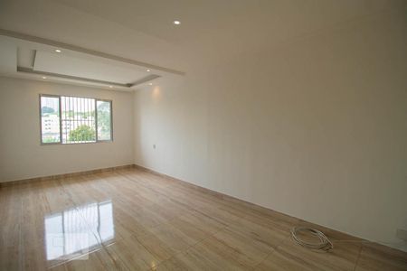 Sala de apartamento para alugar com 2 quartos, 65m² em Vila Liviero, São Paulo