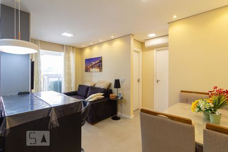 Sala de apartamento à venda com 2 quartos, 56m² em Vila Osasco, Osasco